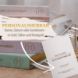 Ein Stapel pastellfarbener Hochzeitsbücher "Mein kleines Hochzeitsbuch - Ewige Eleganz" von Mein kleines Hochzeitsbüro mit Gold-, Silber- und Roségold-Schriftzug, die mit Ihrem Namen und Datum personalisiert werden können. Das Beispiel zeigt einen personalisierten weißen Einband.