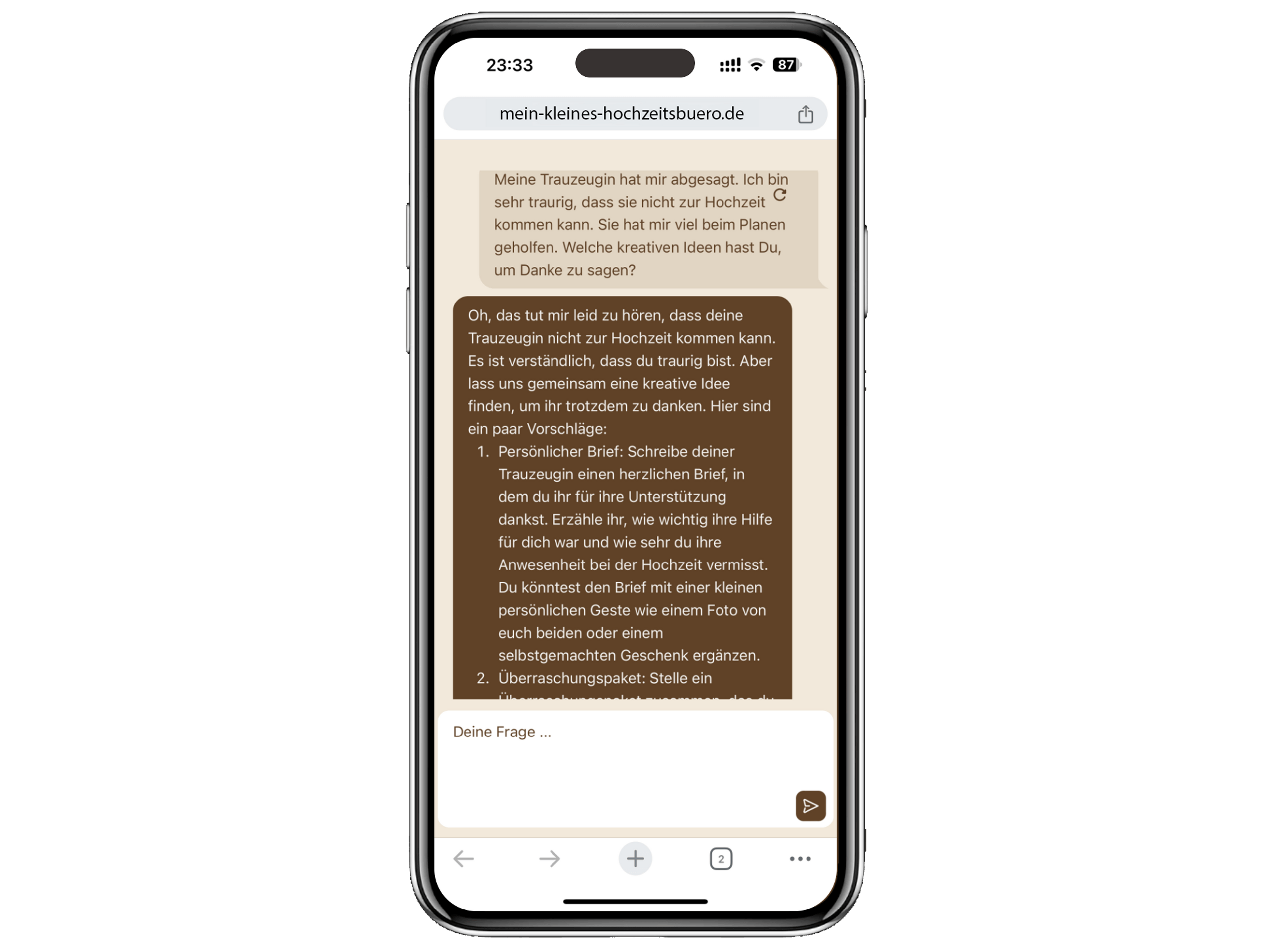 Ein Smartphone zeigt eine deutsche Website mit Ratschlägen, was zu tun ist, wenn jemand seine Teilnahme an einer Hochzeit absagt. Auf dem Bildschirm werden Tipps wie das Schreiben eines persönlichen Briefes und das Verschicken eines kleinen Geschenks angezeigt.
